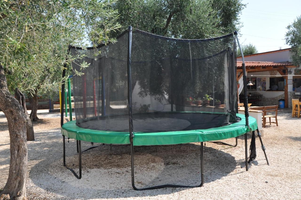מאטינאטה Apartments Villaggio Riccio מראה חיצוני תמונה
