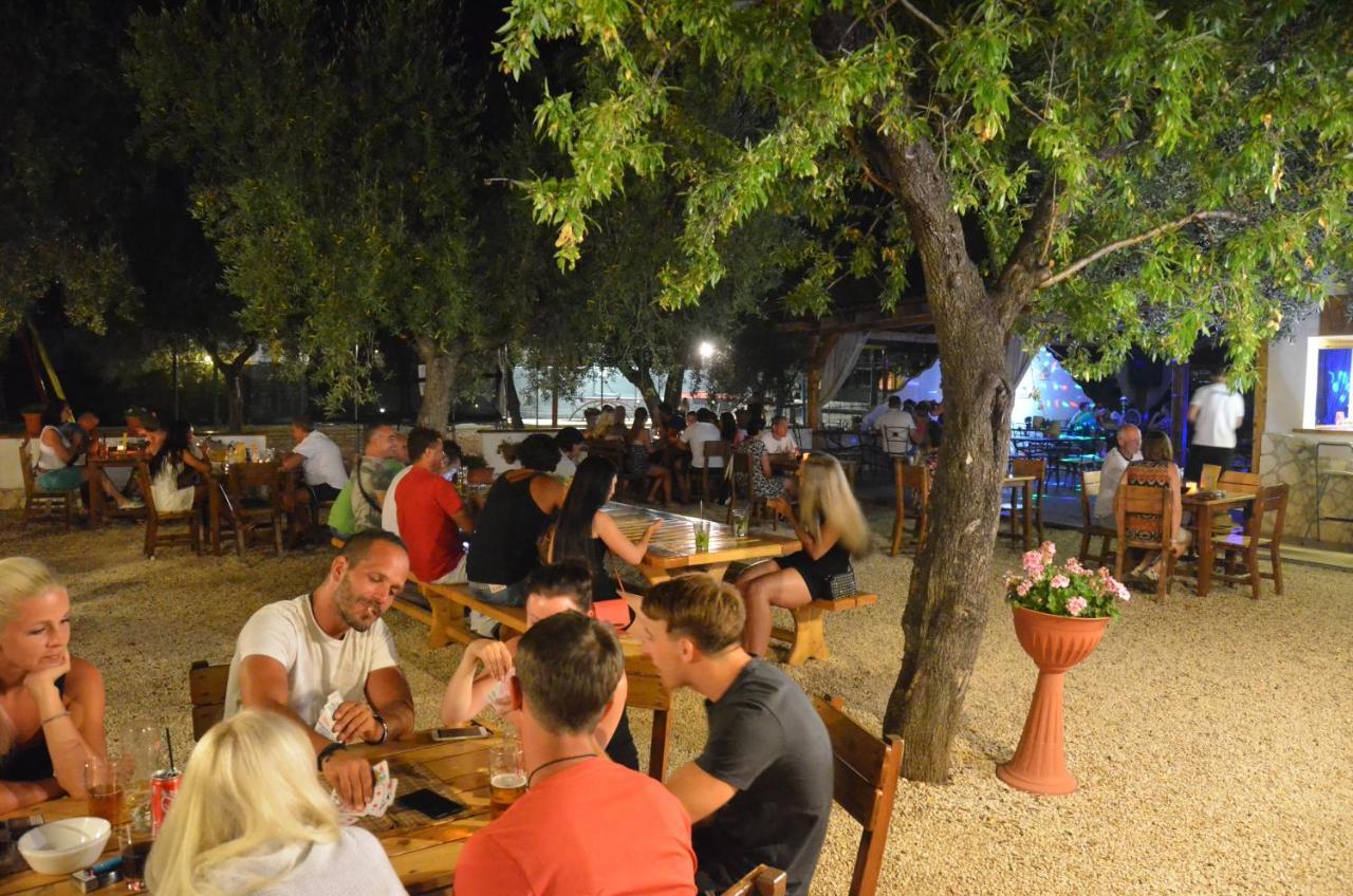 מאטינאטה Apartments Villaggio Riccio מראה חיצוני תמונה