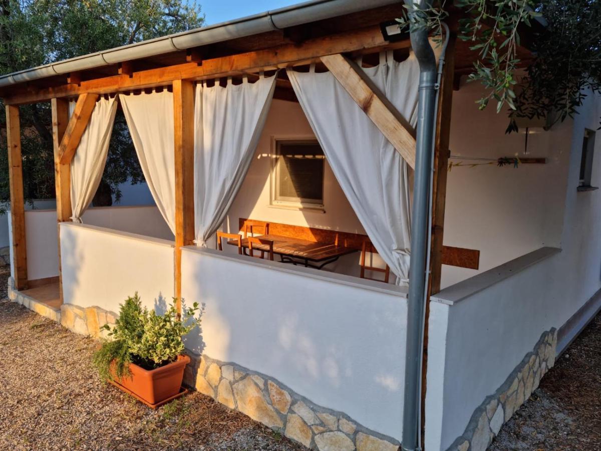 מאטינאטה Apartments Villaggio Riccio מראה חיצוני תמונה
