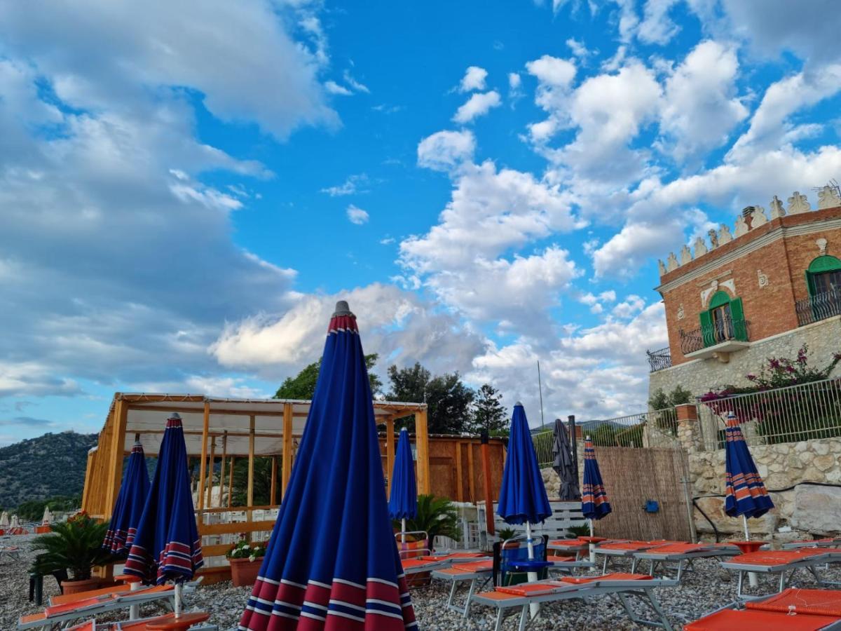 מאטינאטה Apartments Villaggio Riccio מראה חיצוני תמונה