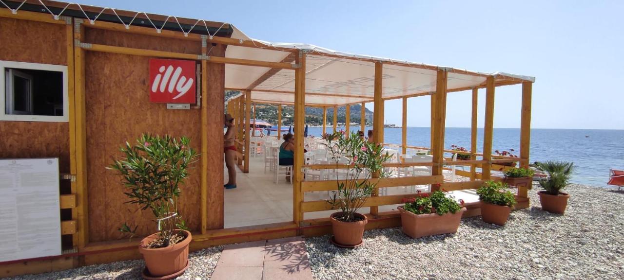מאטינאטה Apartments Villaggio Riccio מראה חיצוני תמונה