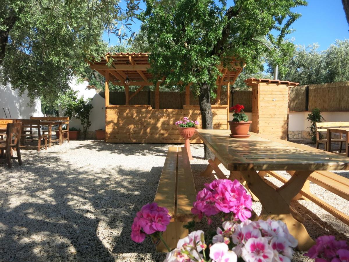 מאטינאטה Apartments Villaggio Riccio מראה חיצוני תמונה