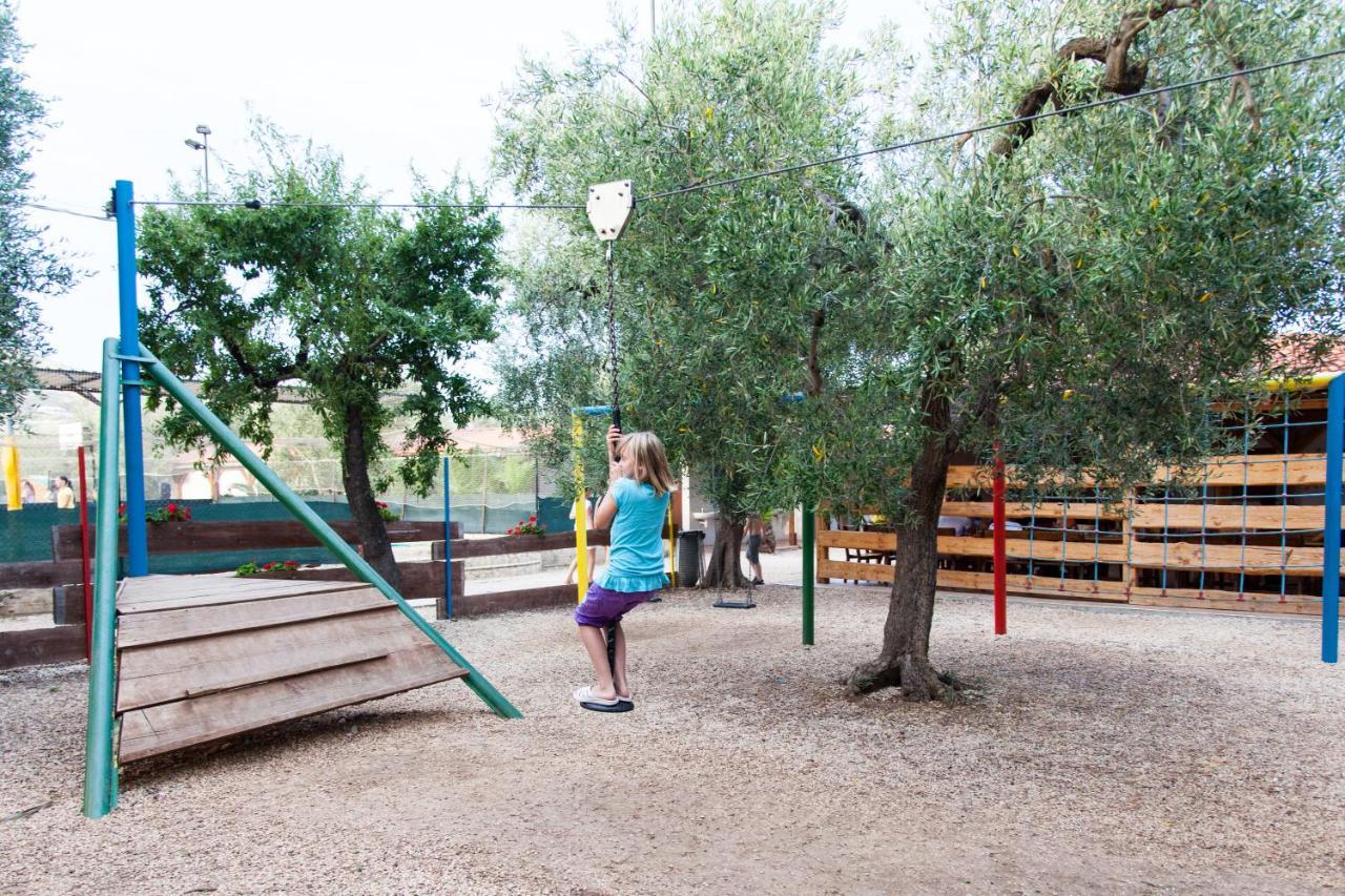 מאטינאטה Apartments Villaggio Riccio מראה חיצוני תמונה